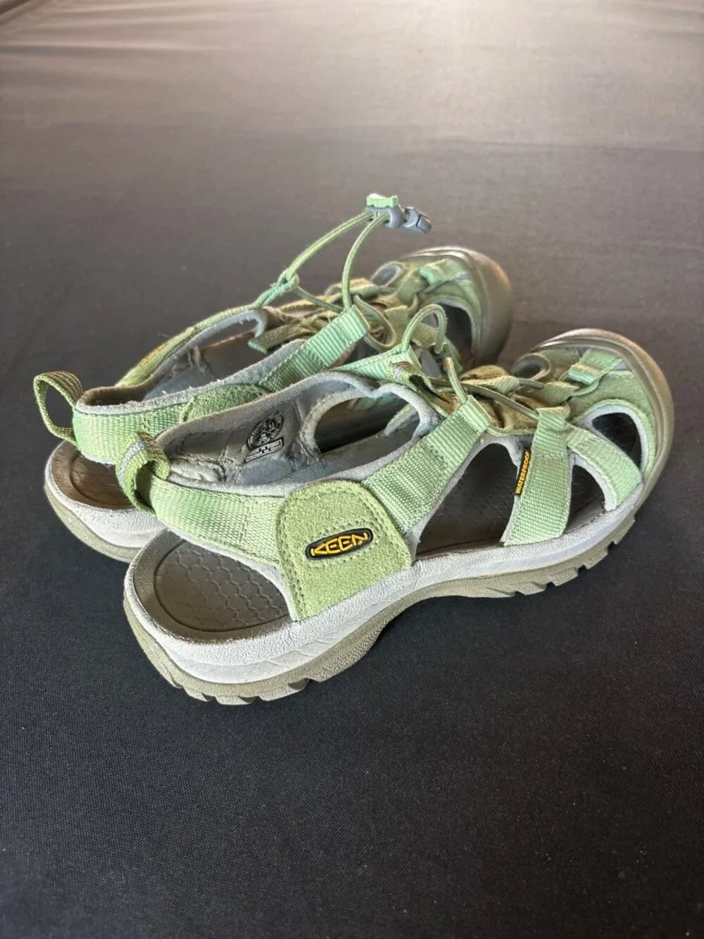 Keen waterproof green